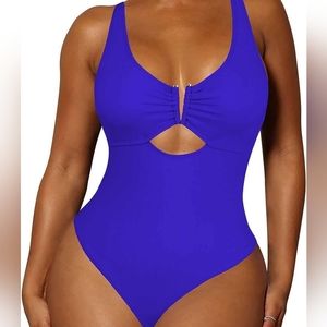 One piece swim suit